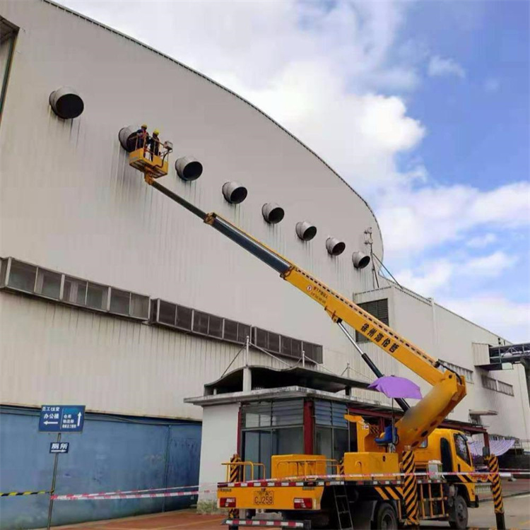 南通通州高空作业车出租服务：专业广告牌安装解决方案