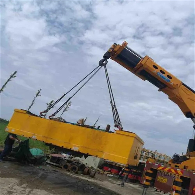 南通通州随车吊吊集装箱怎么吊