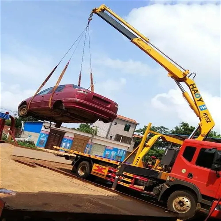 南通通州吊车吊汽车的正确方法